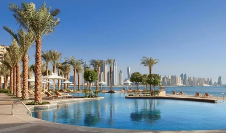 去迪拜旅游怎么带费用,去迪拜旅游带多少钱合适