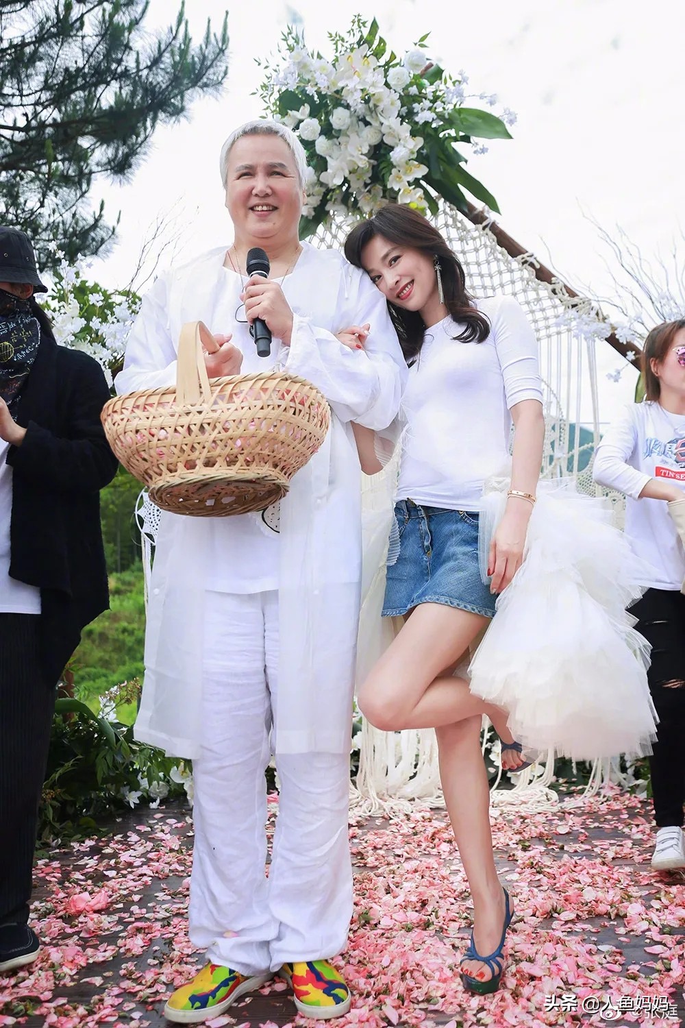 张庭夫妇微商帝国如何炼成,明星张庭的微商帝国有多强大