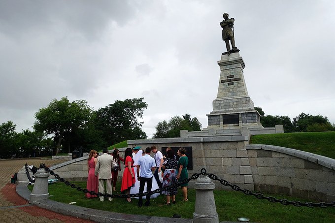 俄罗斯领土在亚洲为什么属于欧洲,俄罗斯欧洲面积大还是亚洲面积大