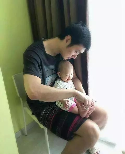 刘雯谈感情落泪,刘雯哭了的照片曝光