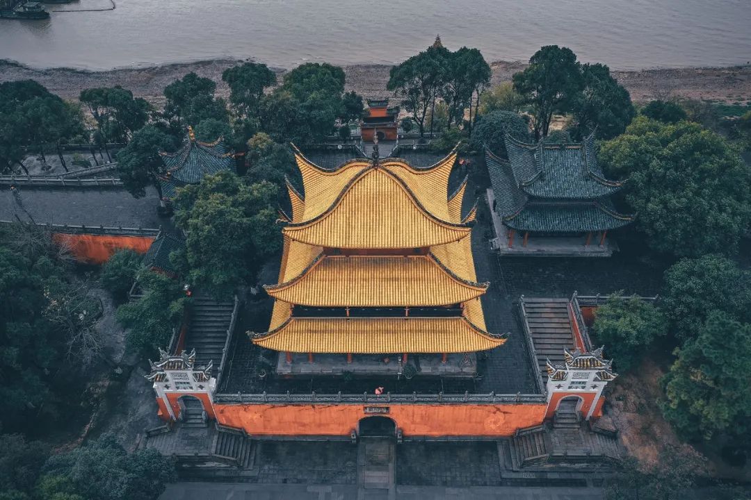 南方人不懂北方人天天吃面,南方人的锅贴北方人不懂