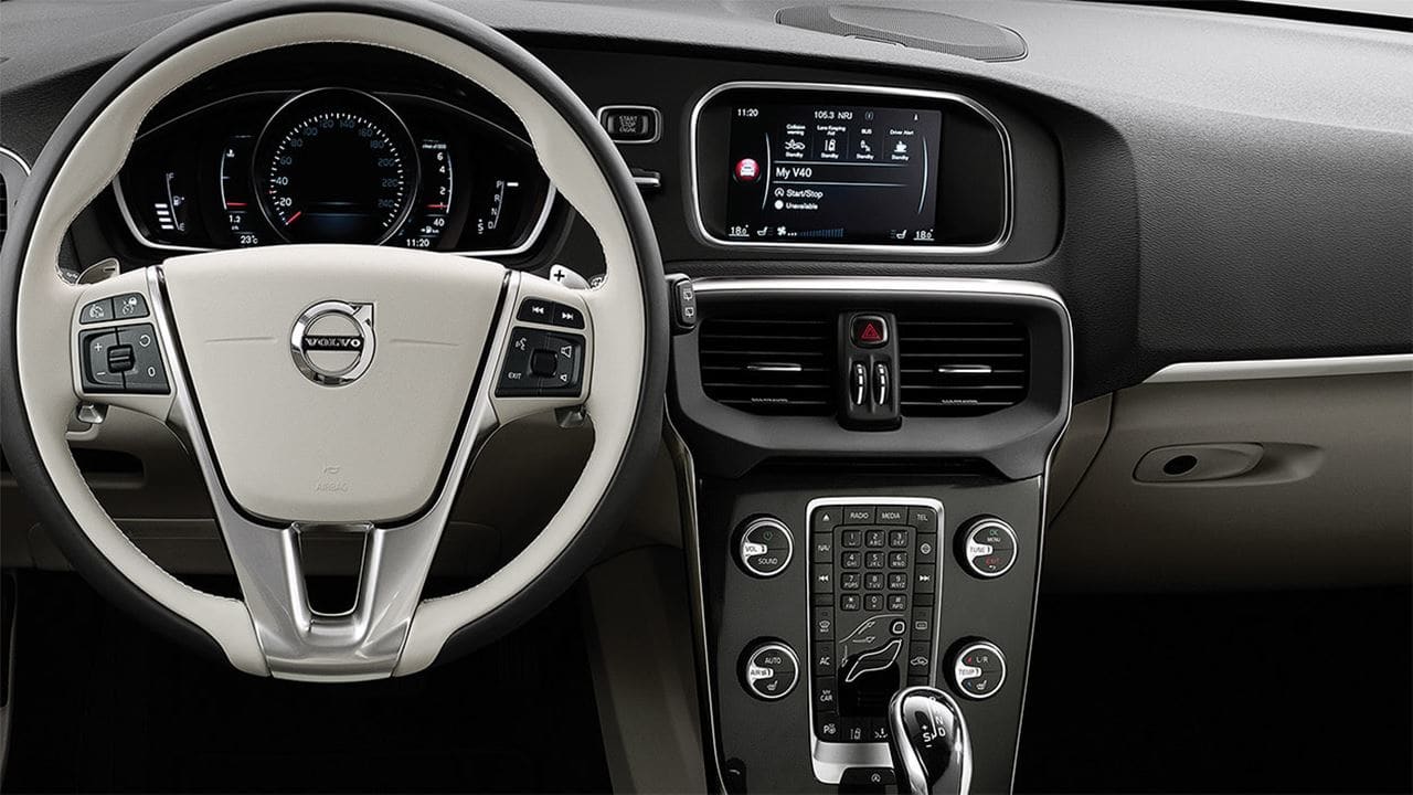沃尔沃v40改版,沃尔沃v40升级
