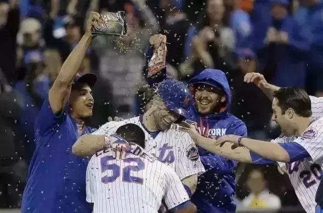 花生、瓜子、腰果、巴旦木……坚果那么多，谁最昂贵？谁最危险？