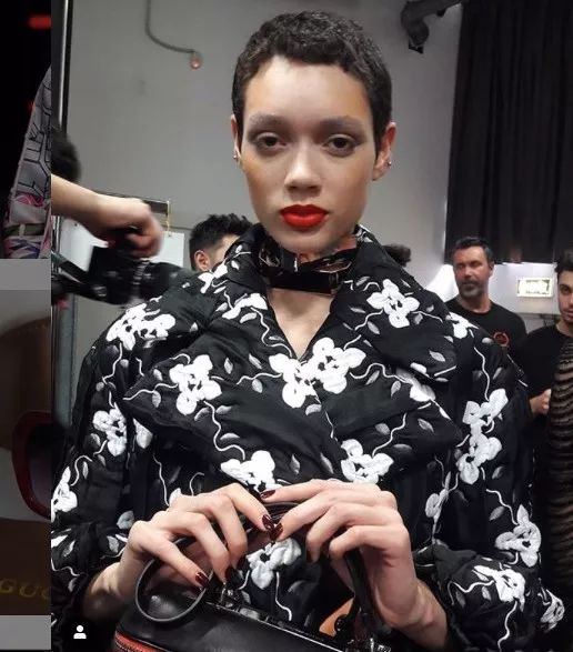 MaxMara男士穿搭,maxmara黑色西装外套怎么搭