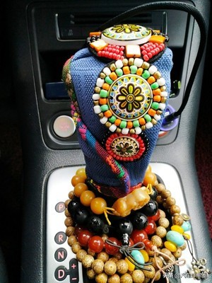 情人节开大奔接女朋友，拉开车门她却说要分手？！