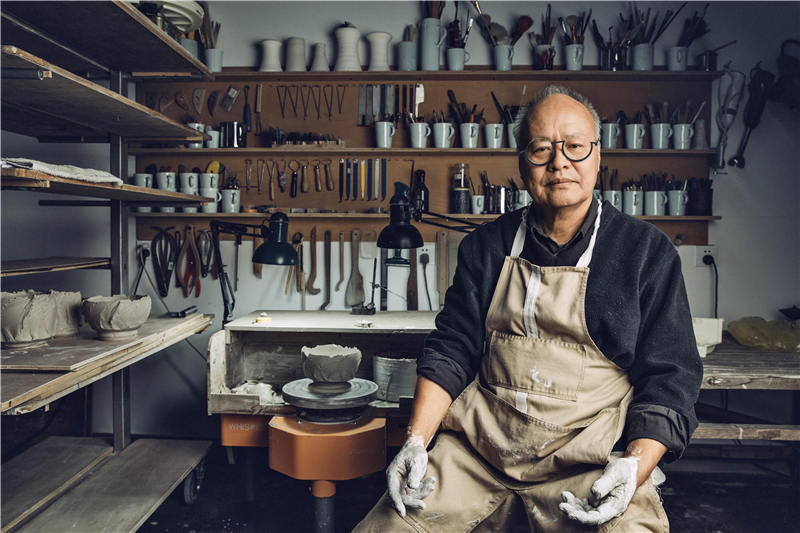 景德镇为什么还在坚持手工制瓷,什么时候景德镇制瓷得到迅猛发展