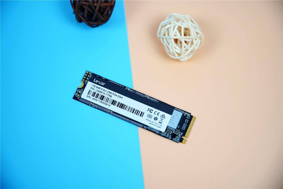 DIY春天来临，固态和内存价格持续走低，1TB只需要849元，便宜