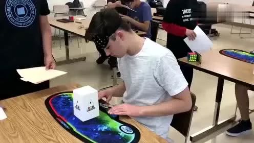 脚拧魔方世界纪录,脚拧魔方亚洲