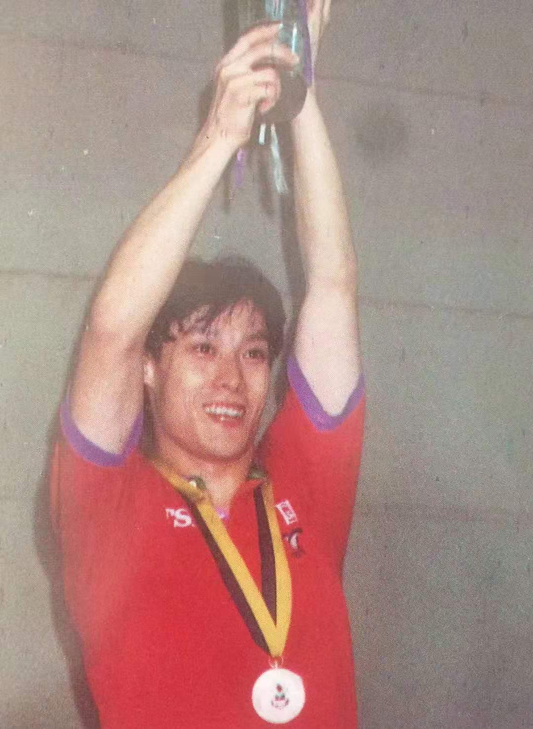 乒乓球直板正胶业余高手,乒乓球直板正胶名将