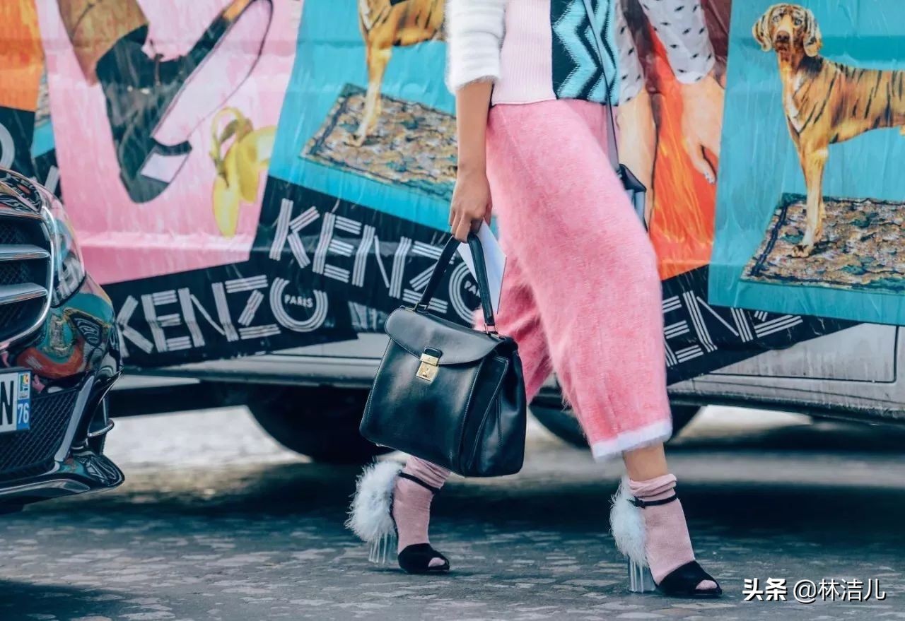 李宇春牛仔靴穿搭皮衣,李宇春私服长筒靴