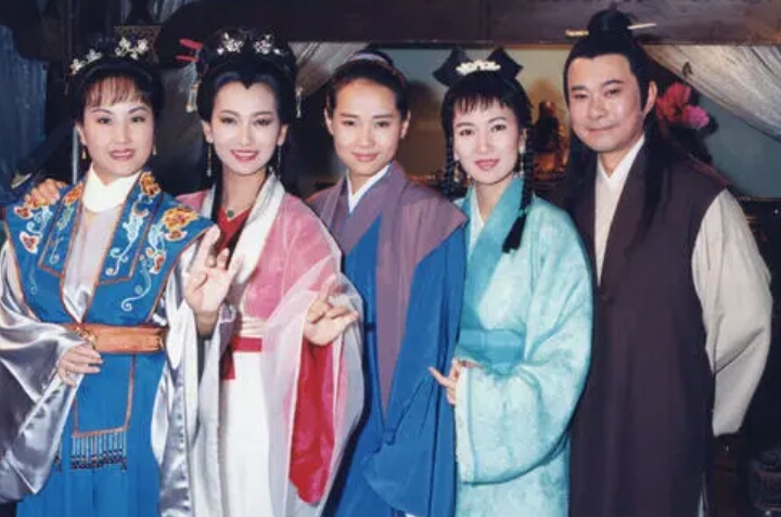 当年万人空巷的十部电视剧,曾经那些万人空巷的电视剧