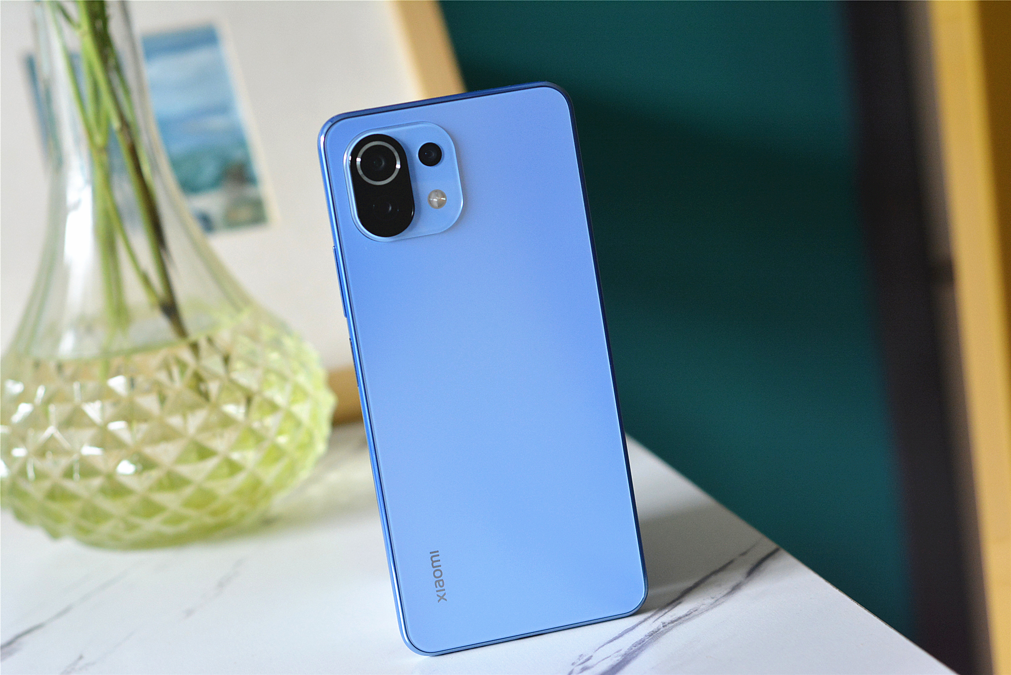 千元机小米和华为哪个好,千元机选华为还是小米