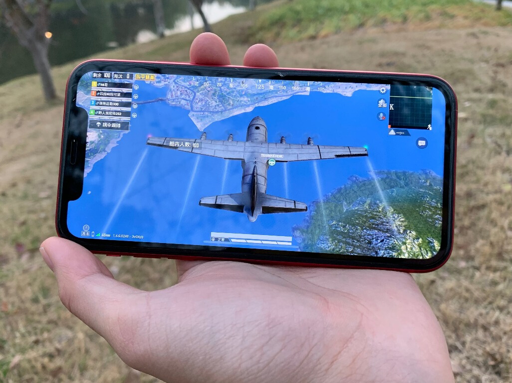 iphone11重度使用一天几充,iphone11重度游戏耗电测评