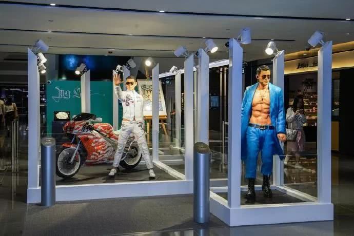 去香港看圣诞树攻略,香港中港城的圣诞树