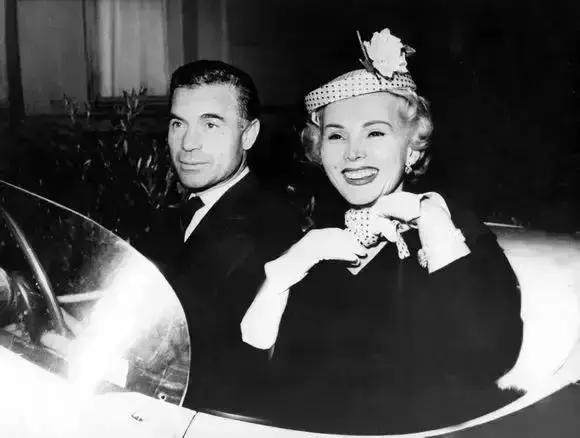 睡过2000多个妹子，他把软饭吃出了新高度