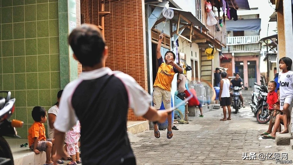小小羽毛球为啥频频涨价,羽毛球一年营业额