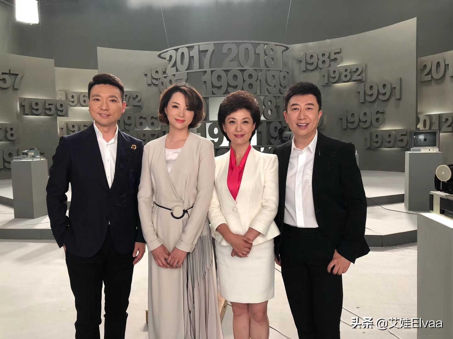 央视海霞穿旗袍,海霞旗袍