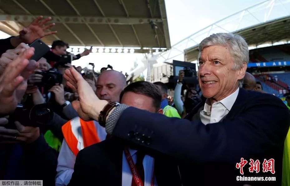 温格70岁退休,70岁温格训练视频