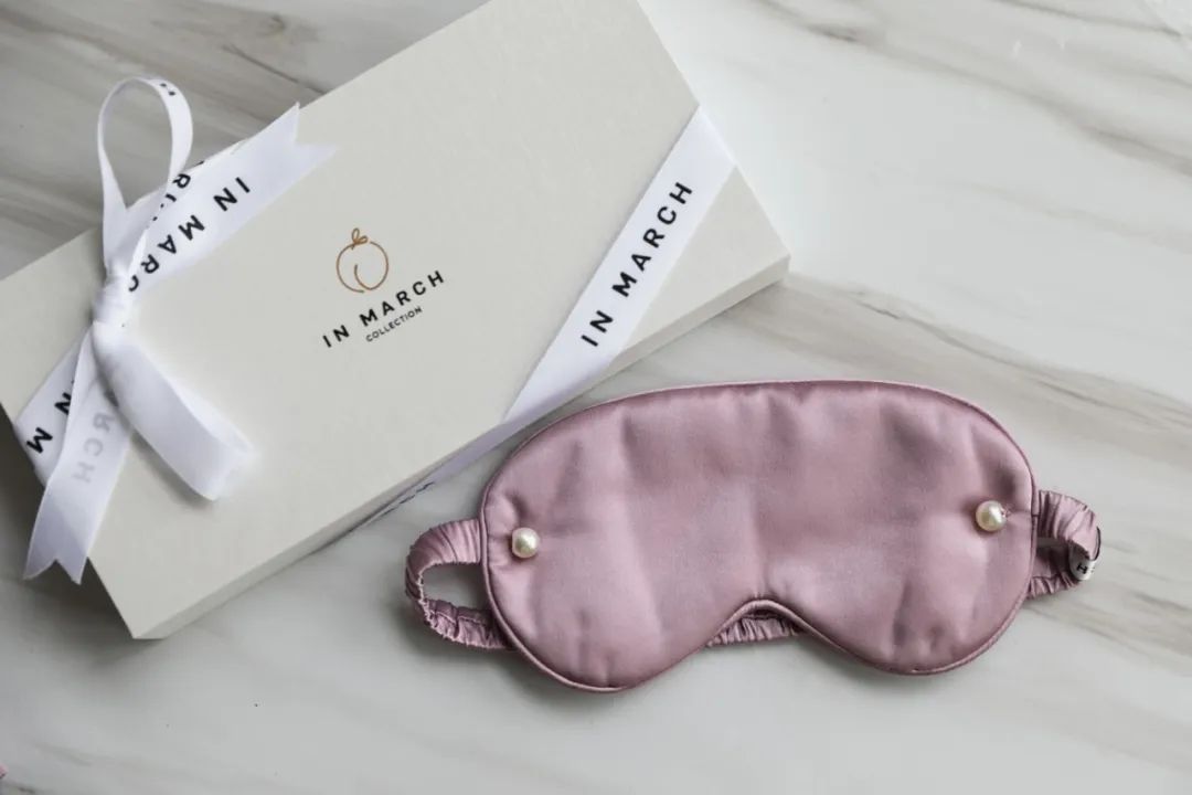 双面真丝枕套加真丝眼罩,宅家必备的高颜值睡衣