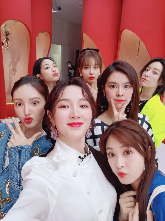 国潮风穿法,今年特别流行的国潮风