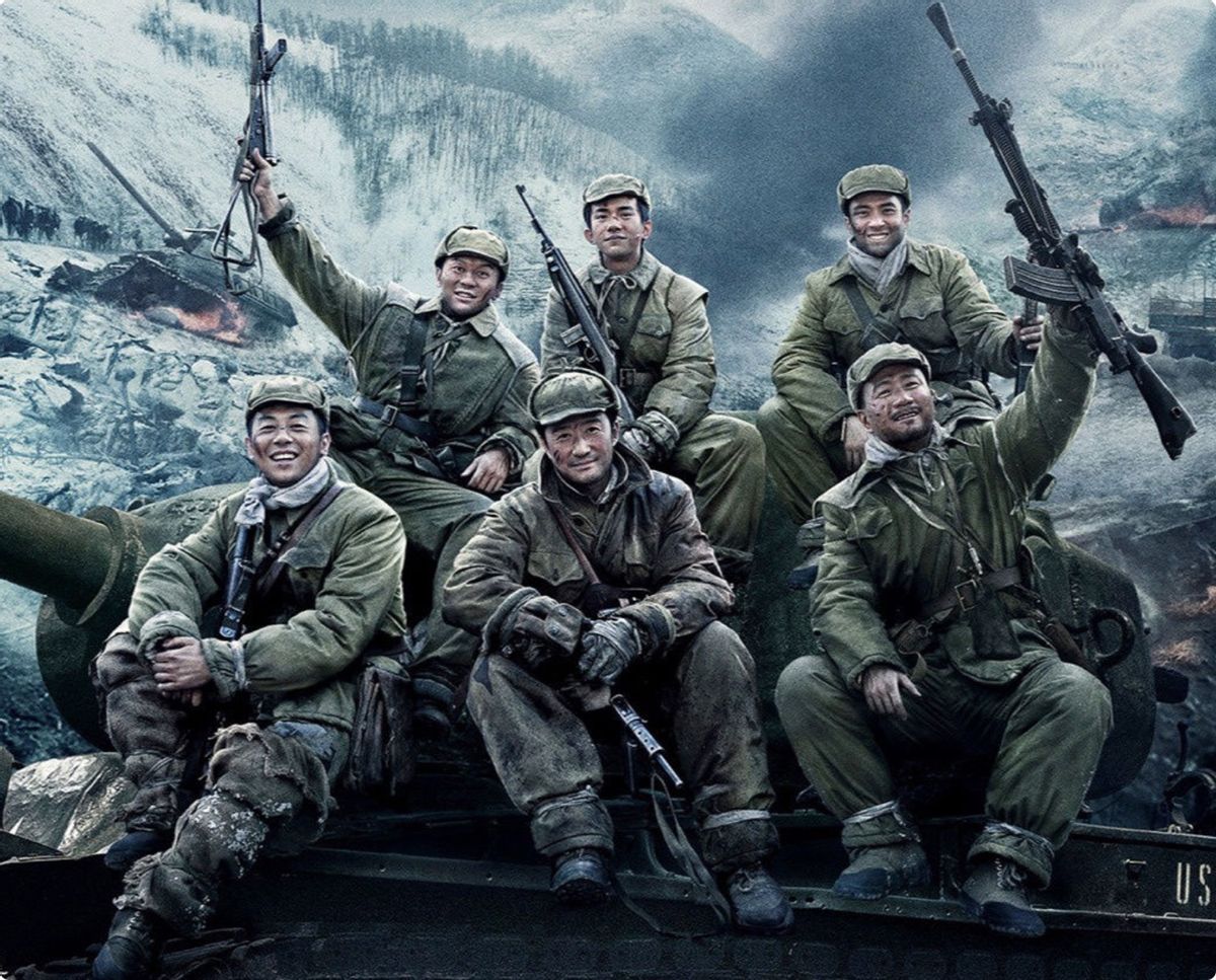 长津湖给易烊千玺送围巾的女孩,长津湖给易烊千玺送围巾