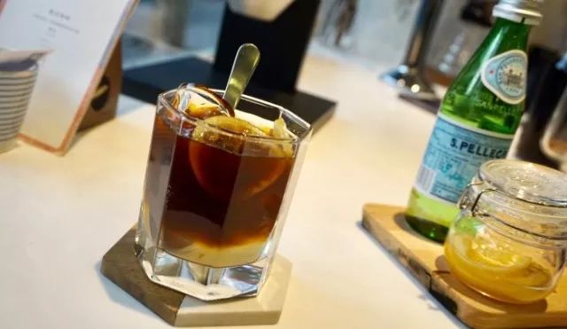 上海美食推荐必吃的餐厅最新,上海最值得去的5家餐厅好吃不贵