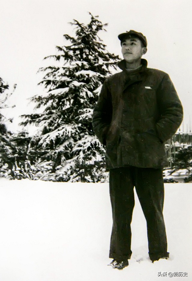建国初期的“跨界男神”集学霸、体育明星于一身后成一代大家