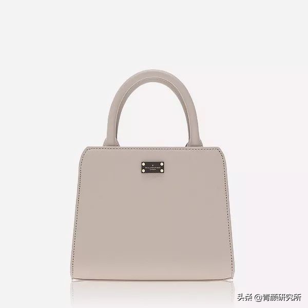轻奢小众包包种草好看高级不撞款,比较小众的轻奢包包品牌