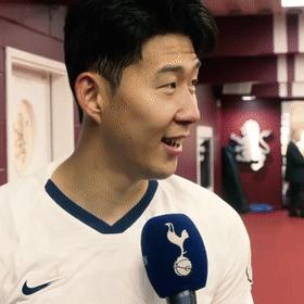 韩国球员梅开二度,韩国亚洲足球天王