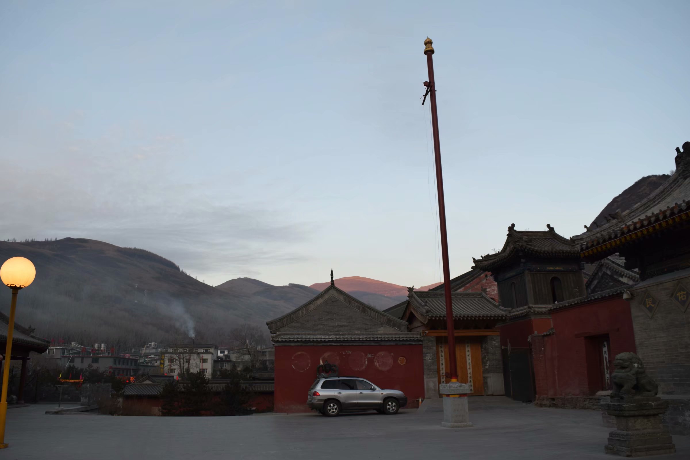 朝拜佛教圣地丨五台山有感