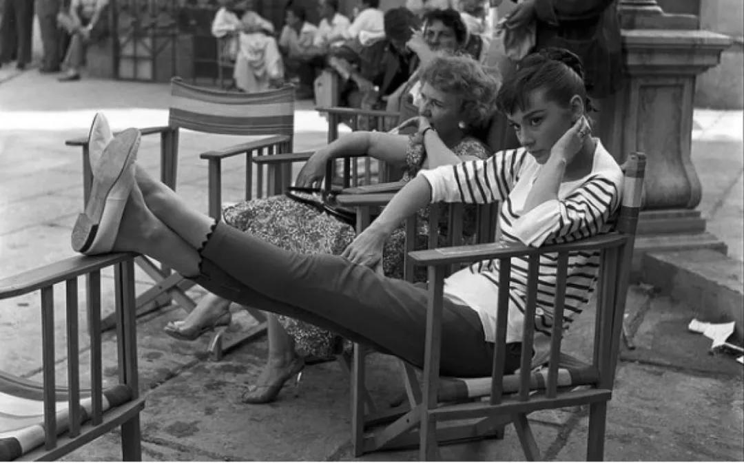 10种单品送给心里的你！衣服是因为穿上而有意义