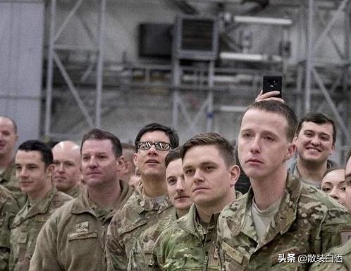 美军刚入伍的普通士兵工资是多少,美军士兵服役6年有什么待遇