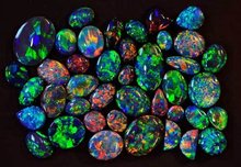 真正的欧泊石图片欣赏,欧泊石科普知识