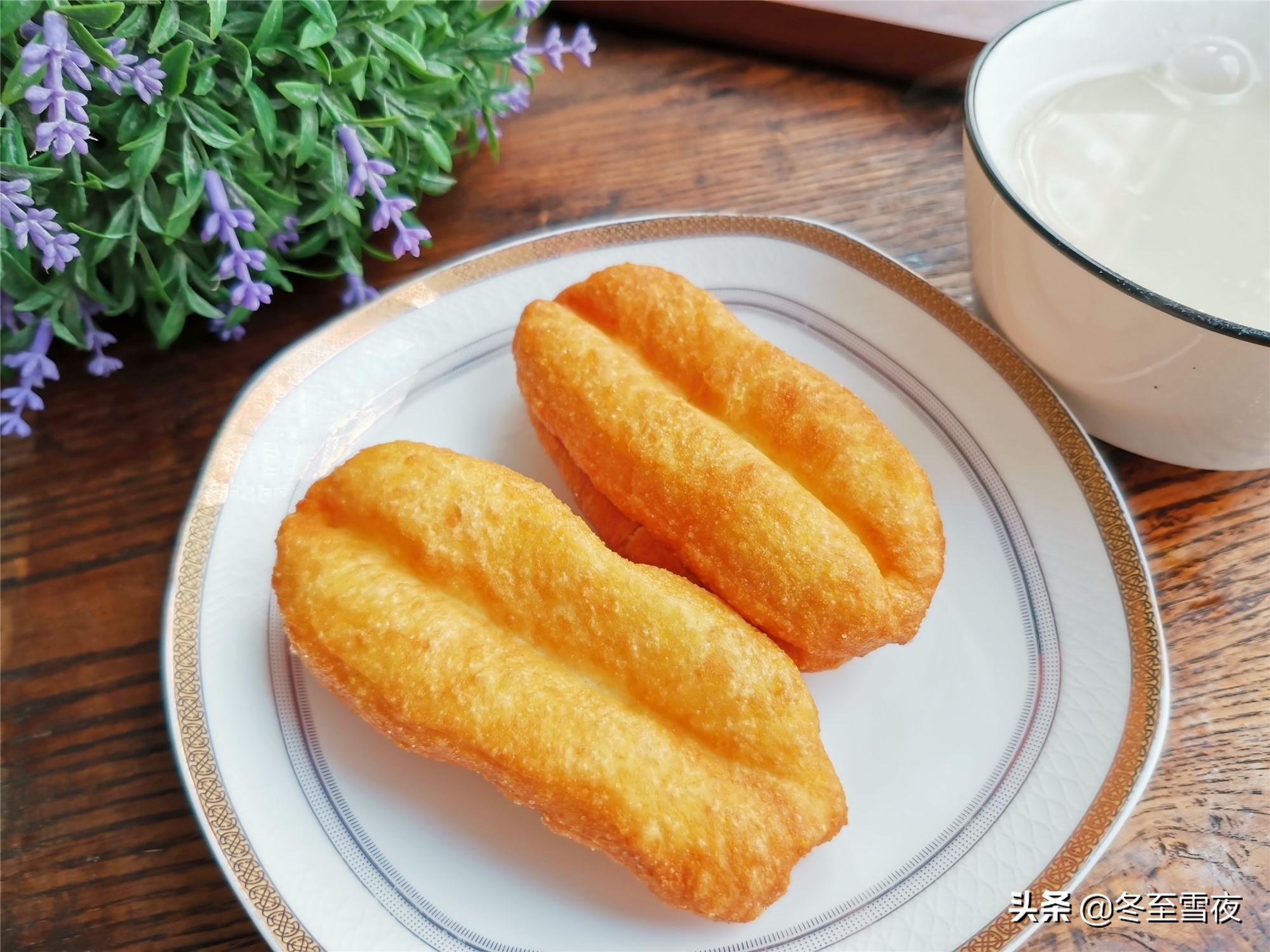 用牛奶鸡蛋做油条的新做法和配方,鸡蛋牛奶油条的做法简单香甜酥脆