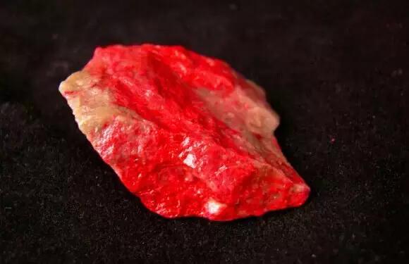 捡到这些石头不要扔真的很值钱,哪些石头价值连城千万别扔