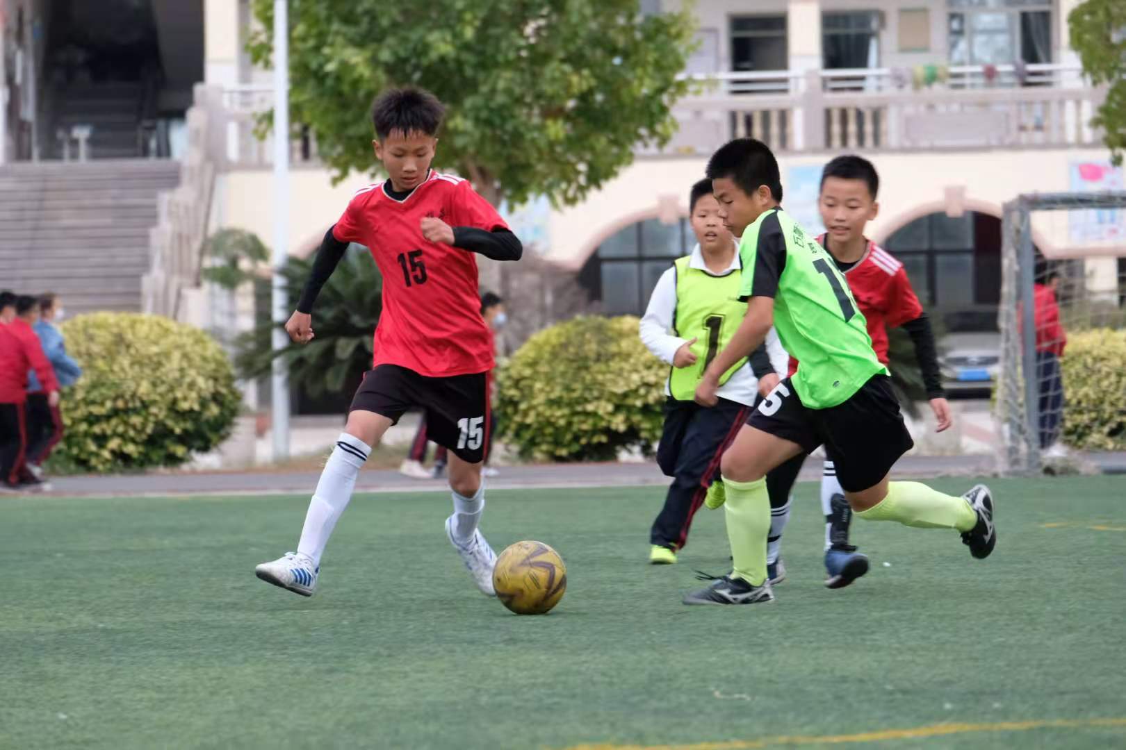 实验小学举办校园文化科技艺术节,实验小学足球文化节