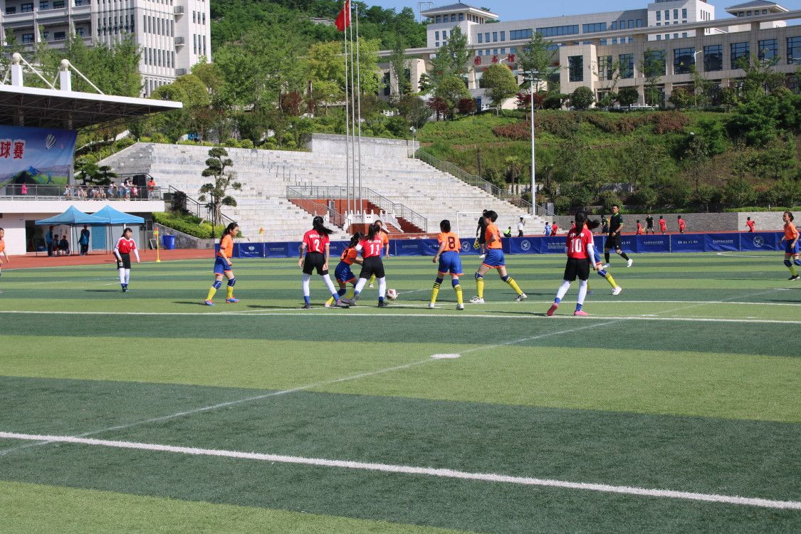 竹山县校园足球赛,竹山县第四届中小学生足球比赛