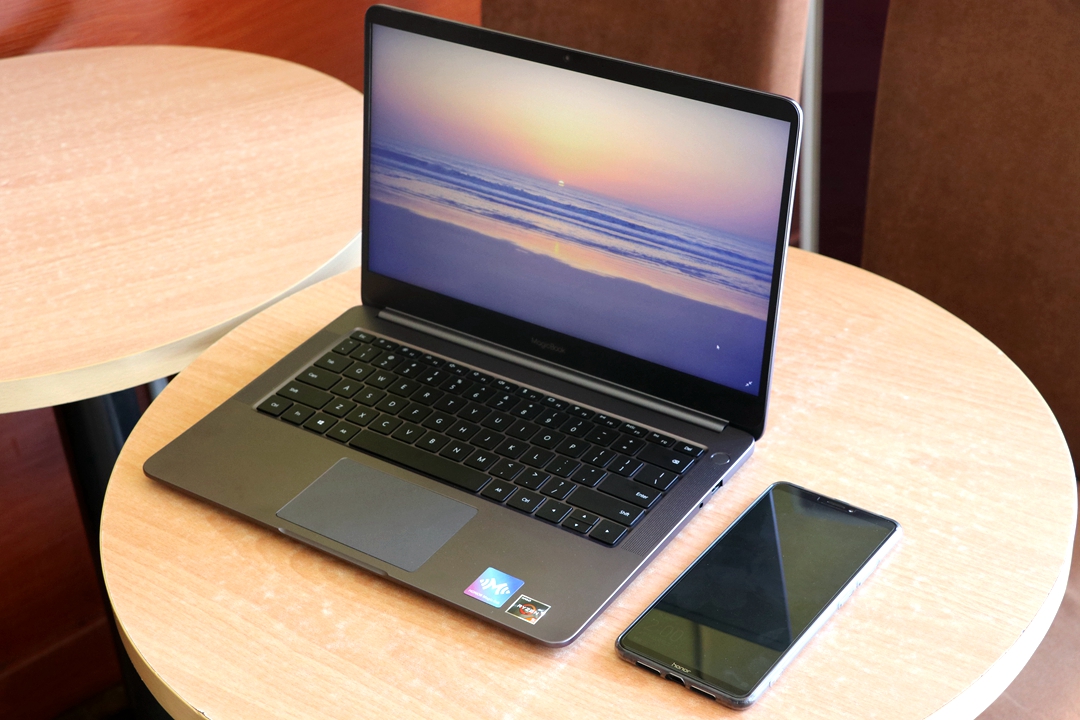 光荣2019magicbook和magicbookpro,光荣magicbook142050续航