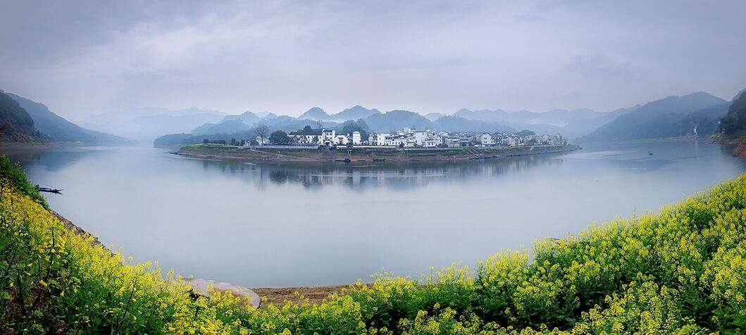 文房四宝产地歙县～盆景徽剧之乡～高山土楼梯田