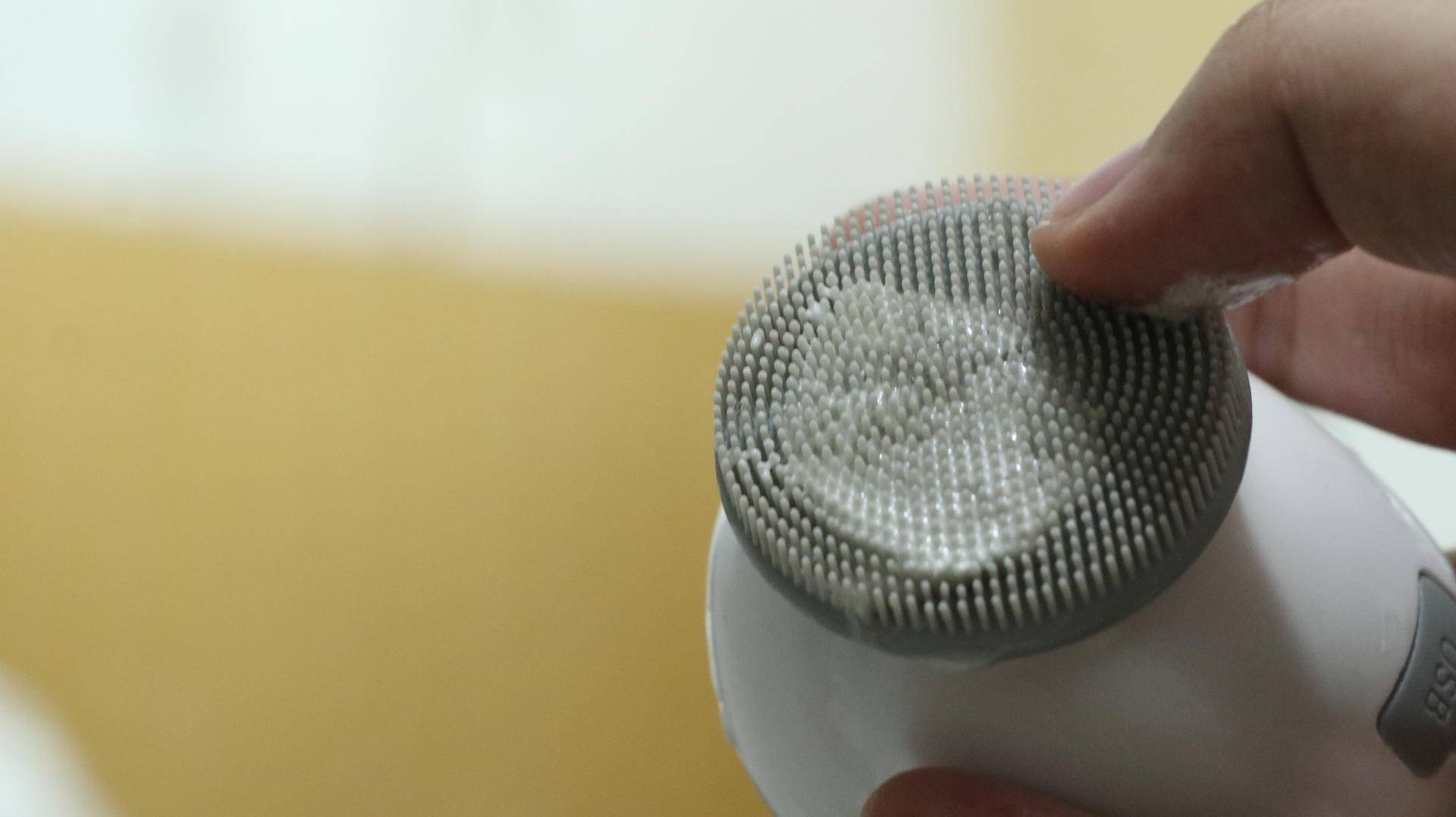 最好的美容仪送给最爱你的那个人，是男友，是女友，也是幸福在心