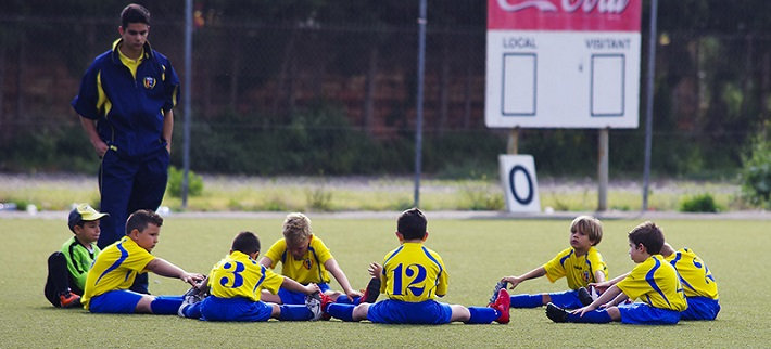 西班牙足球日常训练,西班牙足球基本功训练