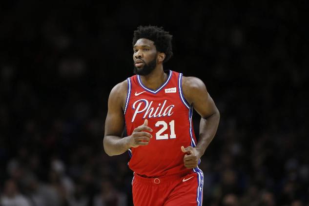 联盟史上打球最晚的球星：罗德曼19岁还是保安，他曾战胜菲尔普斯