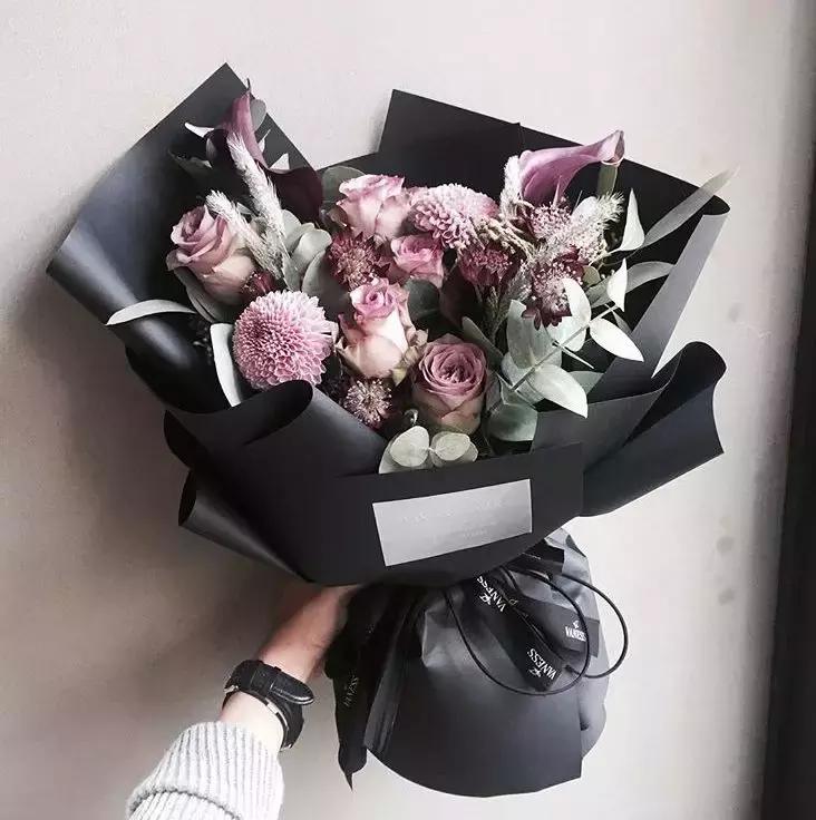 花店真的赚钱吗,为什么花店亏损那么多