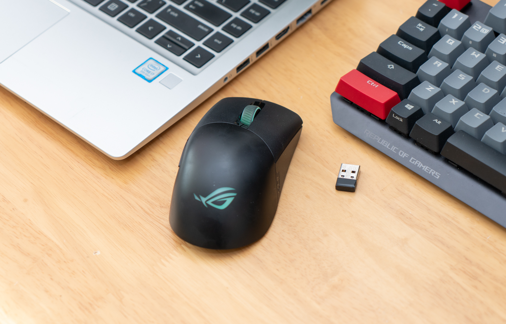 rog月刃无线鼠标,rog鼠标月刃36k开箱