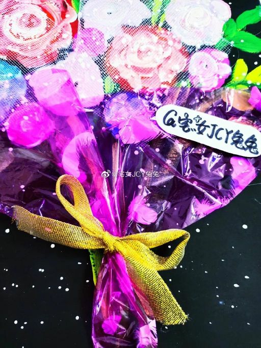 儿童绘画花束创意画,感恩节手工作品花束模版片头片尾