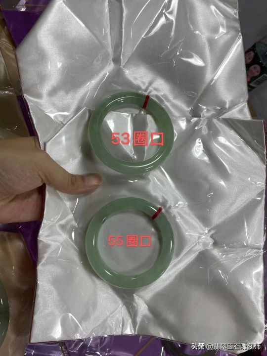 大学生暑假打工给爸妈买礼物,大学生打工赚钱给父母买礼物