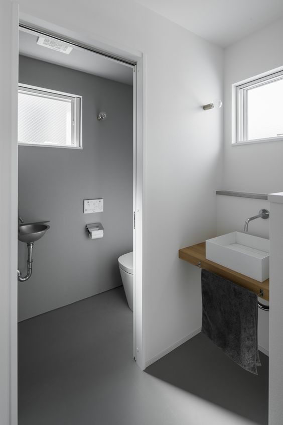 日本房子都没咱大，为什么他们非要把马桶外移，装在单独一间房？