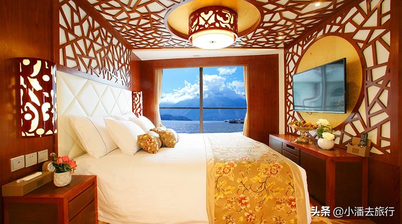 重庆坐船游三峡坐哪个船好,从重庆坐船到三峡需要多少钱