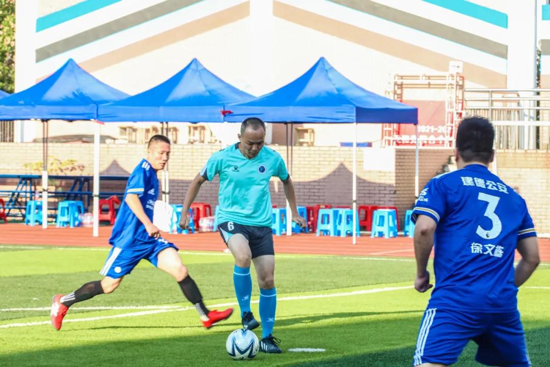 以球会友传情谊增进交流展风采,以球会友推动蓬勃发展