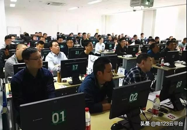 鐢靛姏鐜拌揣浜ゆ槗妯℃嫙浠跨湡骞冲彴鏁欏,鐢靛姏鐜拌揣浜ゆ槗妯℃嫙浠跨湡骞冲彴